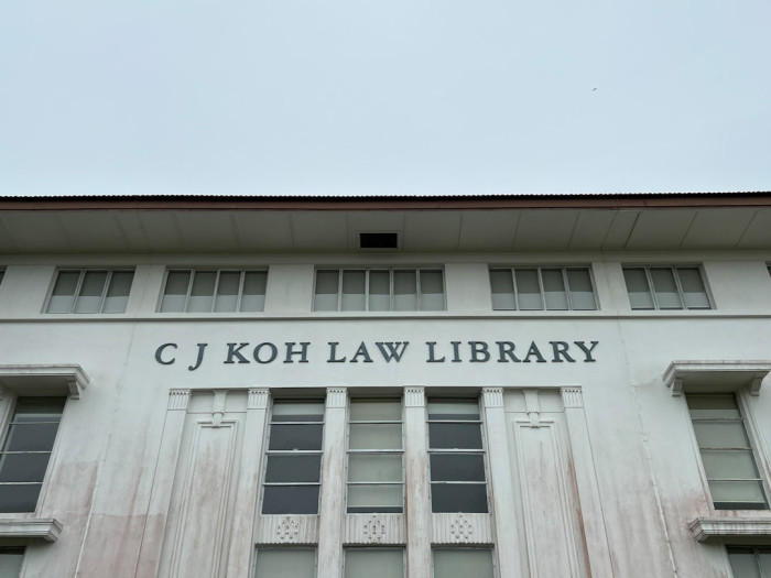 İngilizcede 'Check Please' Ne Demek?